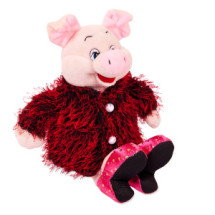 Свинка в розовых туфлях и бордовой шубке, 17 см